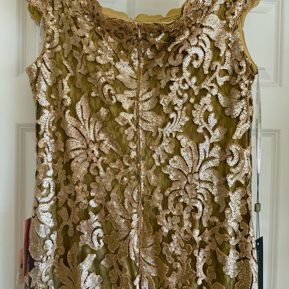 Tadashi Shoji Exquisite Sequin Mother of the Bride Gown - Picture 4 of 9